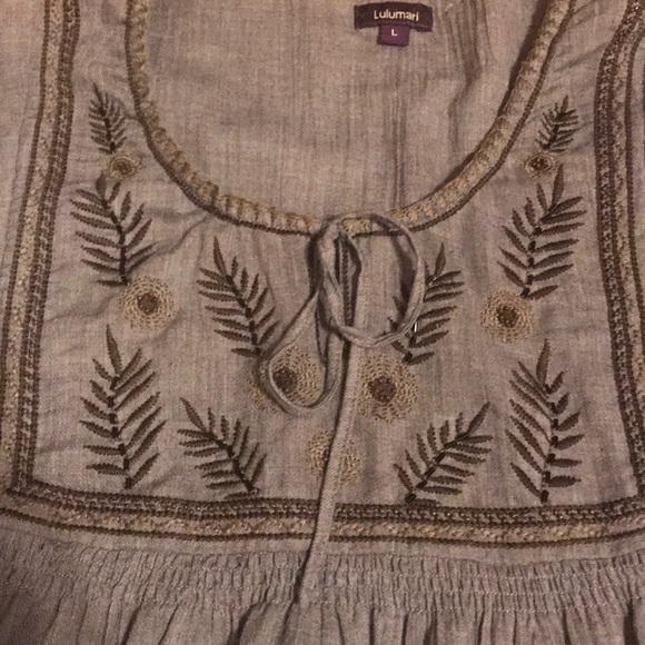 Top - Picture 2 of 4